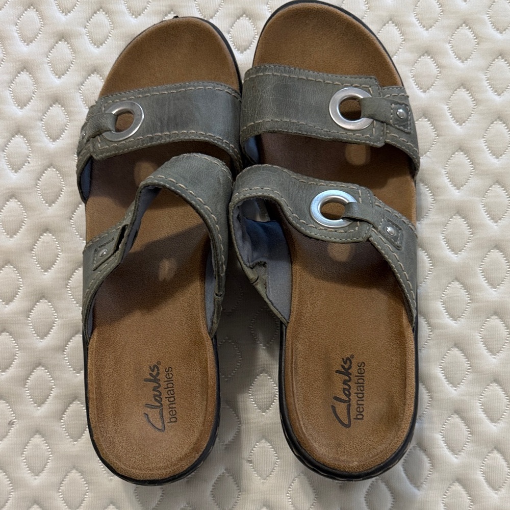 Clarks Gray Women's Sandals